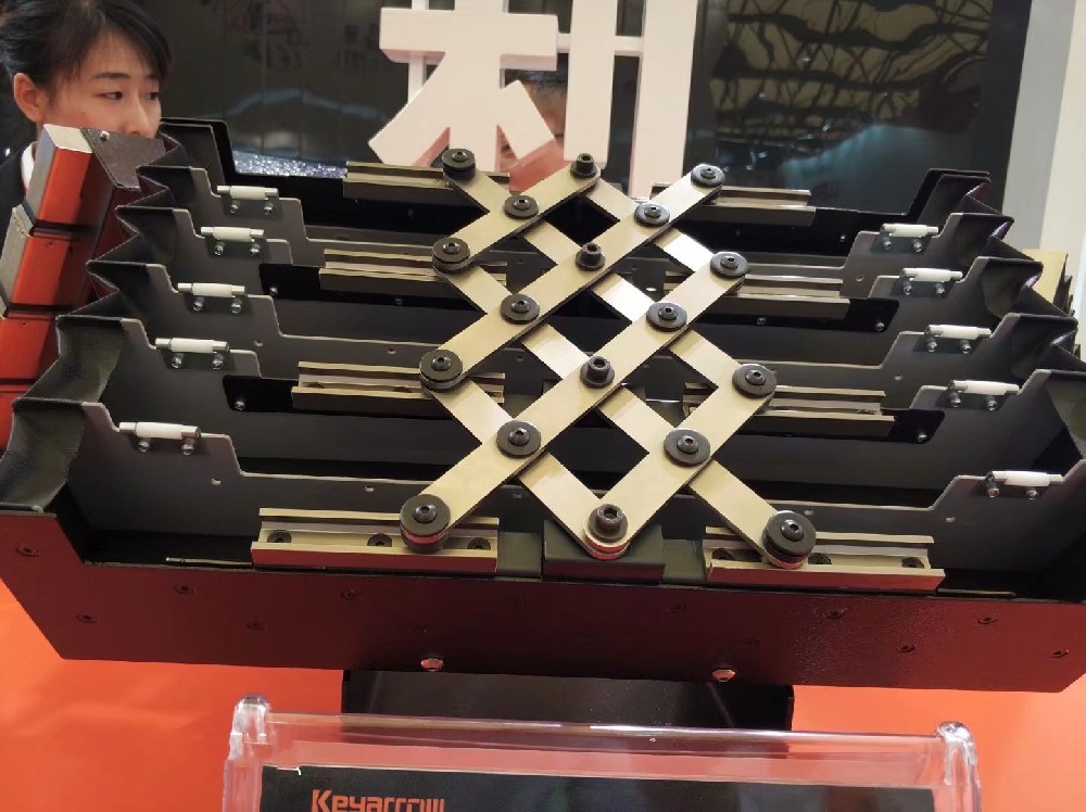 鋼板防護(hù)罩